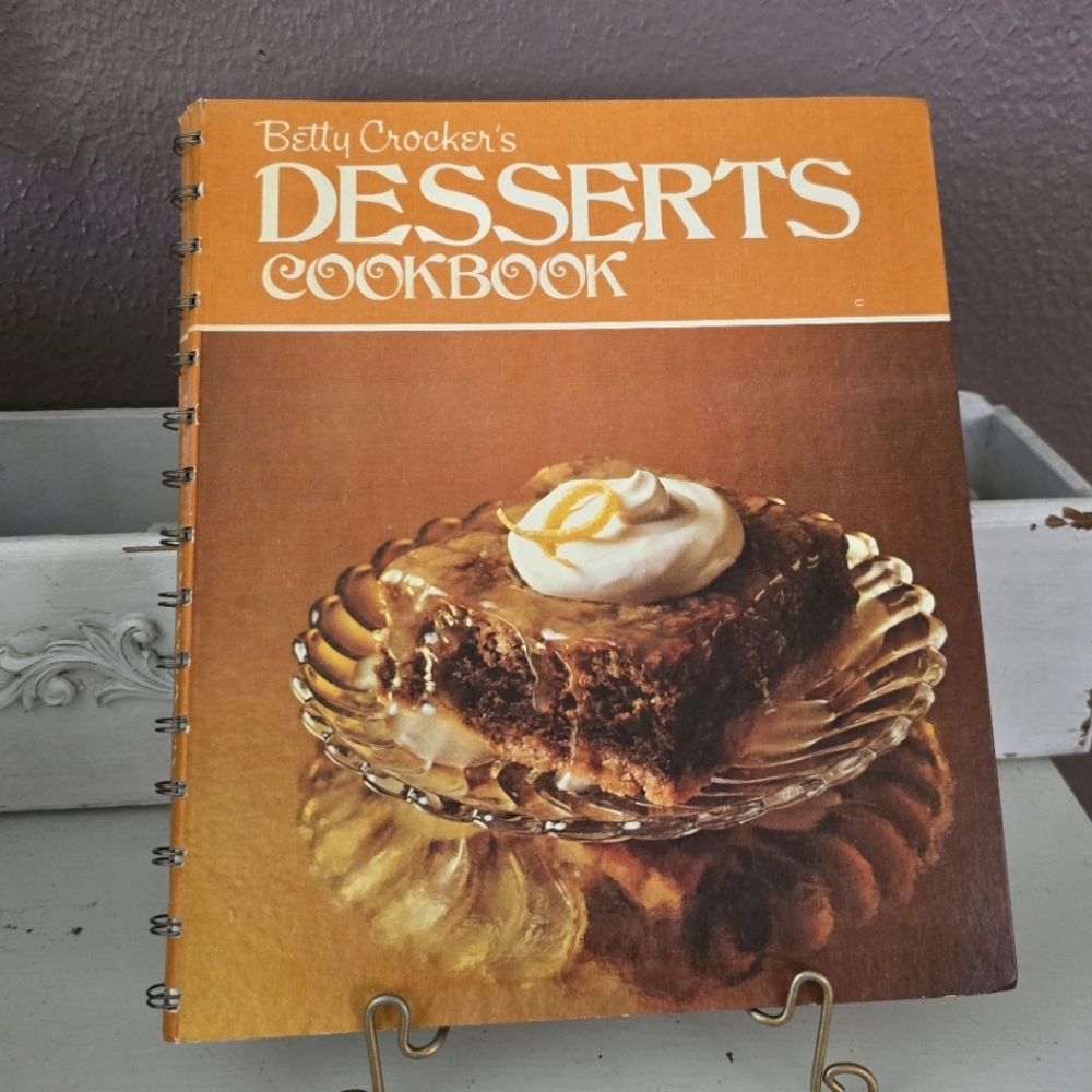 Vtg Betty Crocker Cook Book